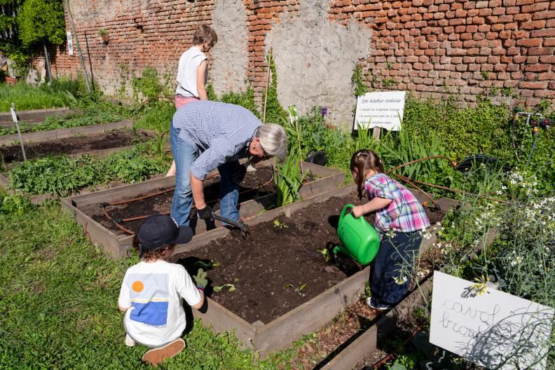 Cascina Cuccagna ha messo Radici: «Ricuciamo speranze e tessuto sociale»