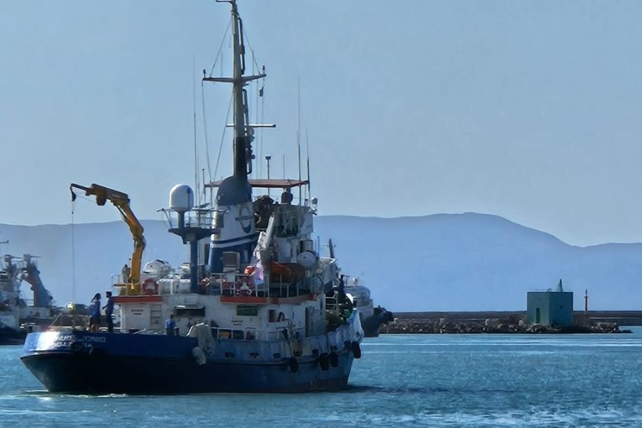 La Mare Jonio "disobbedisce" alla Guardia costiera: altri 20 giorni di stop