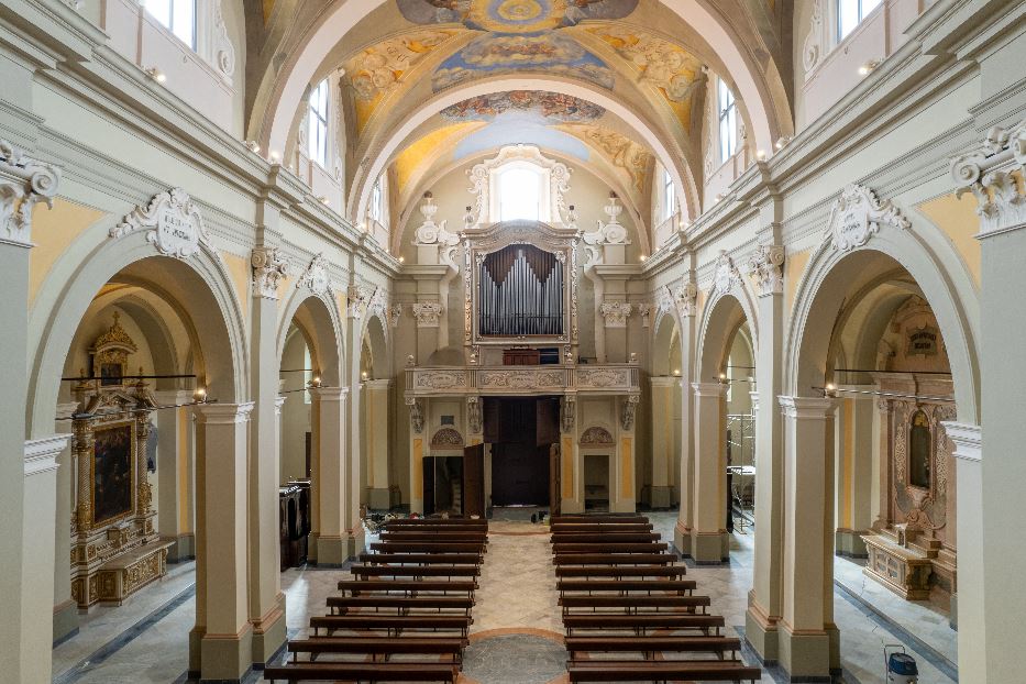 A Finale Emilia l’interno del Duomo restaurato dopo i gravi danni provocati dal terremoto del 2012