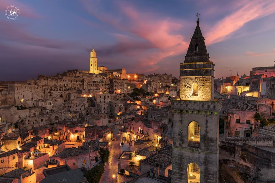 Matera, vista del Sasso Barisano al tramonto - © Stefano Tiozzo