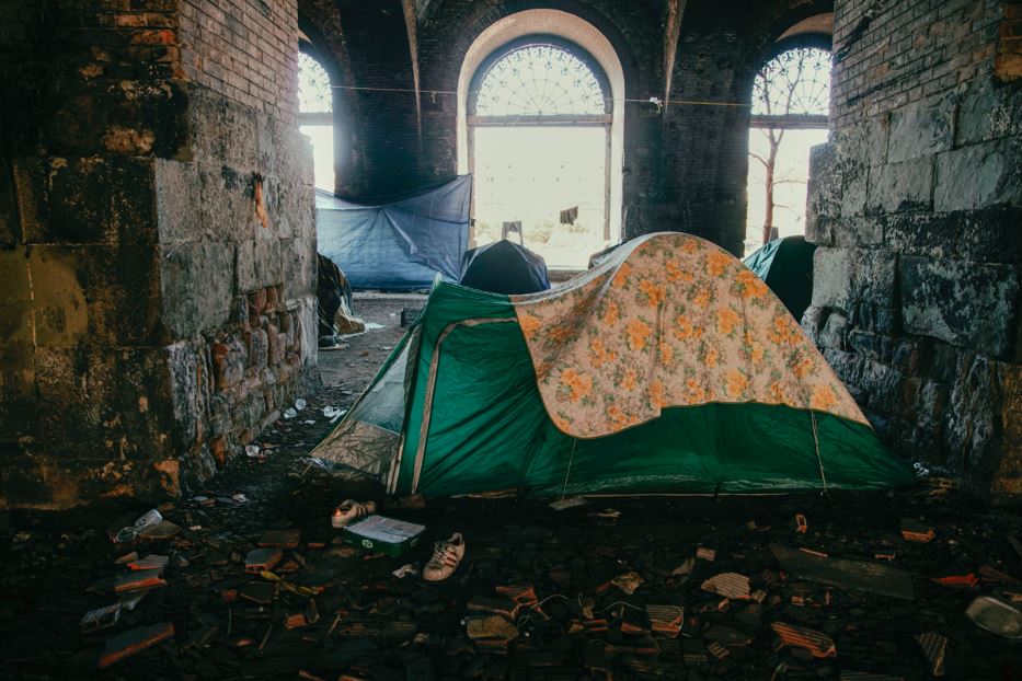 Gli Invisibili Della Rotta Balcanica Reportage Dal Silos Di Trieste