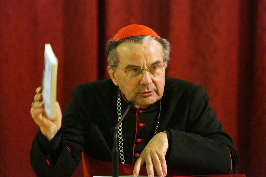 Una immagine del cardinale Carlo Caffarra (1938-2017)