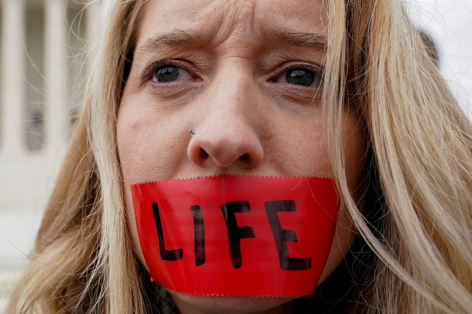 Una manifestante pro-life