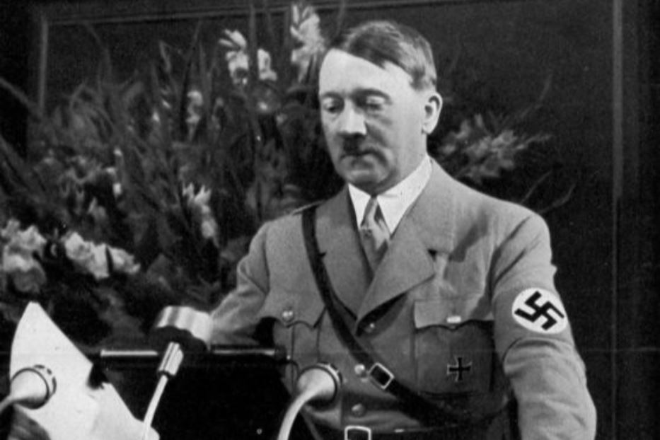 Il gioco di Hitler con i corrispondenti della stampa estera