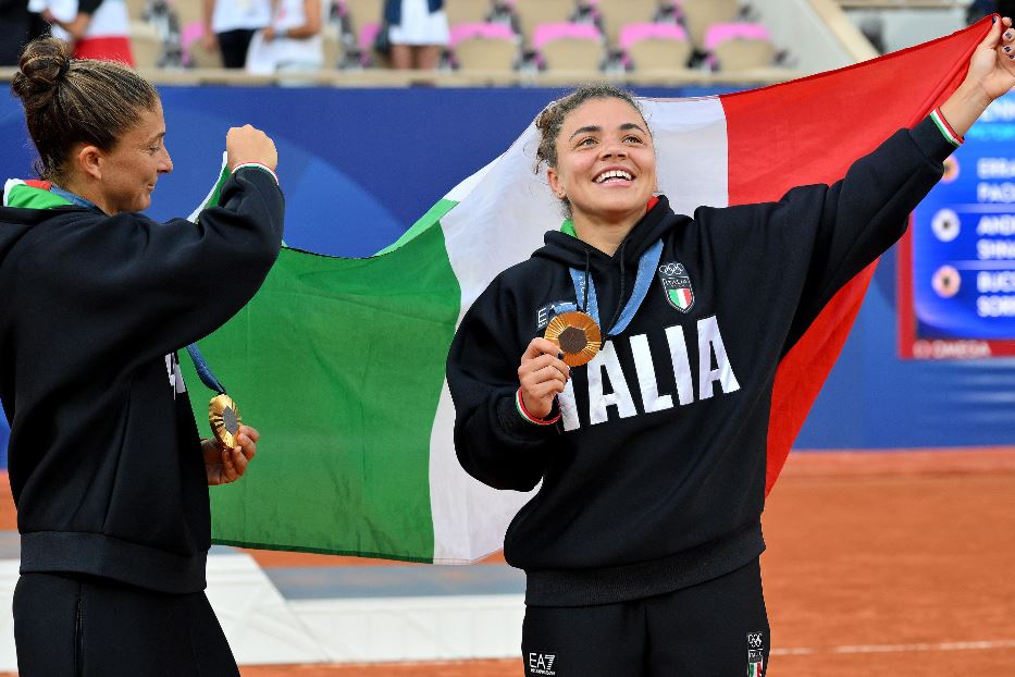 Il doppio femminile d'oro a Parigi: Sara Errani e Jasmine Paolini
