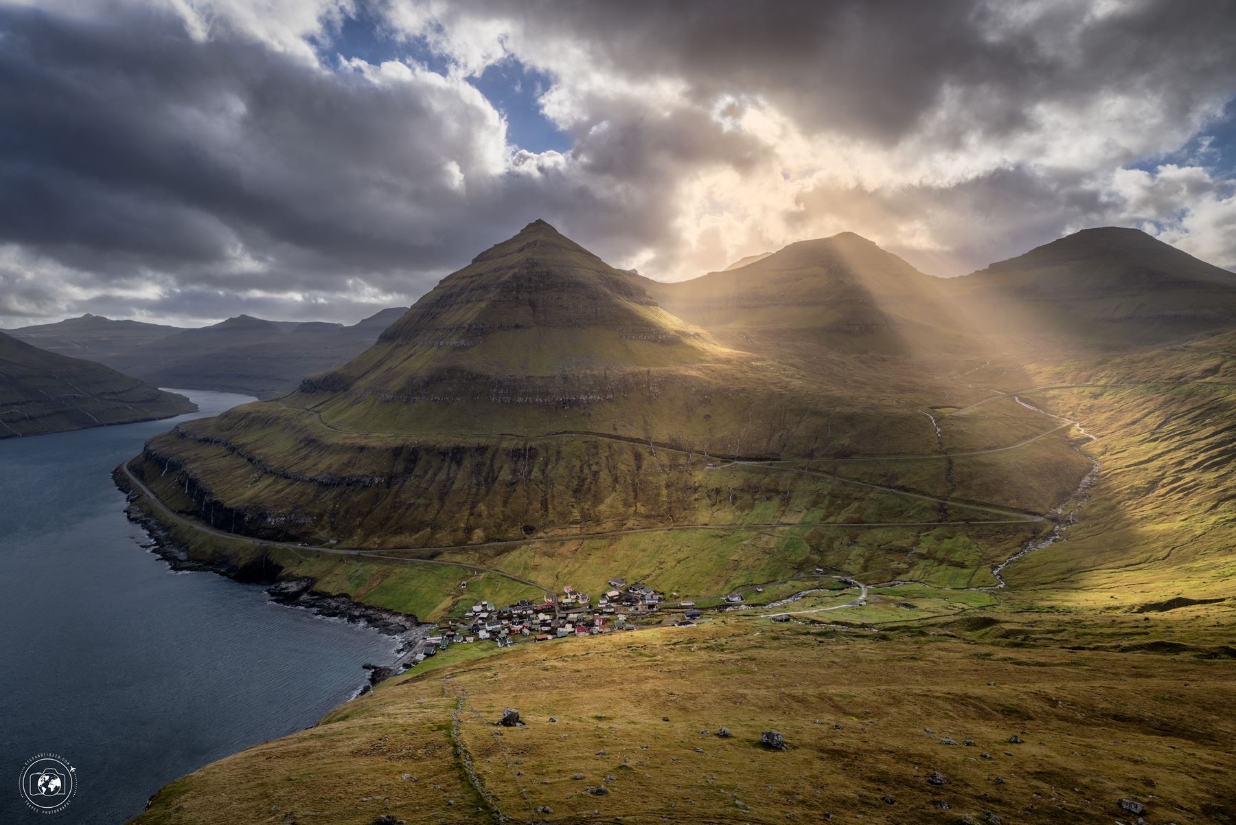 Isole Fær Øer: il piaccolo villaggio di Funningur - © Stefano Tiozzo