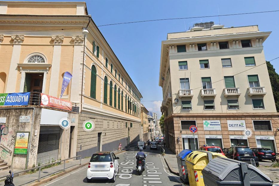 La scuola elementare e la Fondazione Assarotti a Genova, diretti dal sacerdote arrestato per presunti abusi