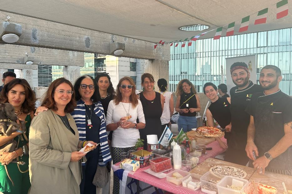 Il banchetto all'ambasciata italiana in Israele in occasione della festa della Repubblica