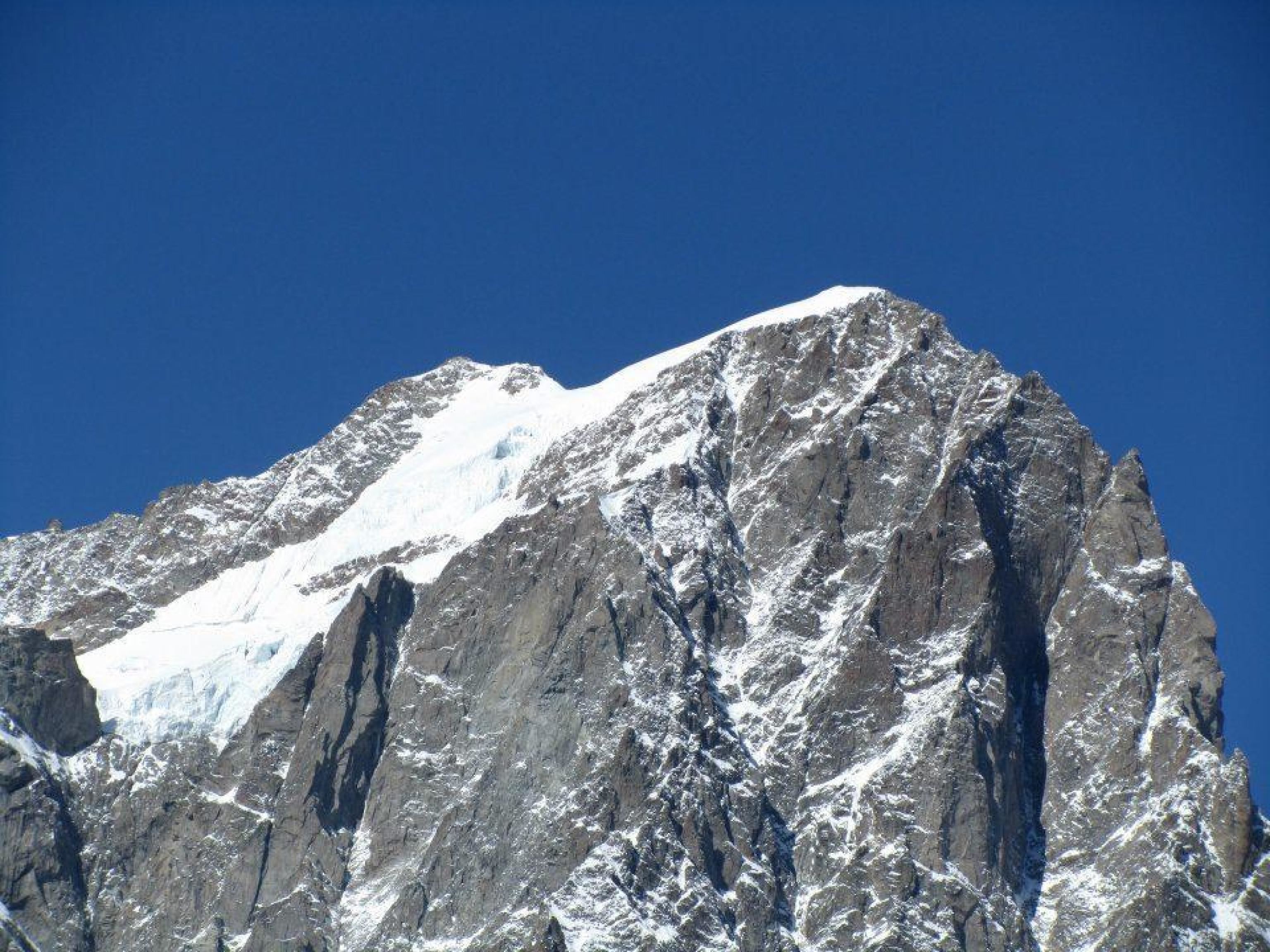 Escursionisti dispersi, stop alle ricerche. Un morto sul Monte Ros