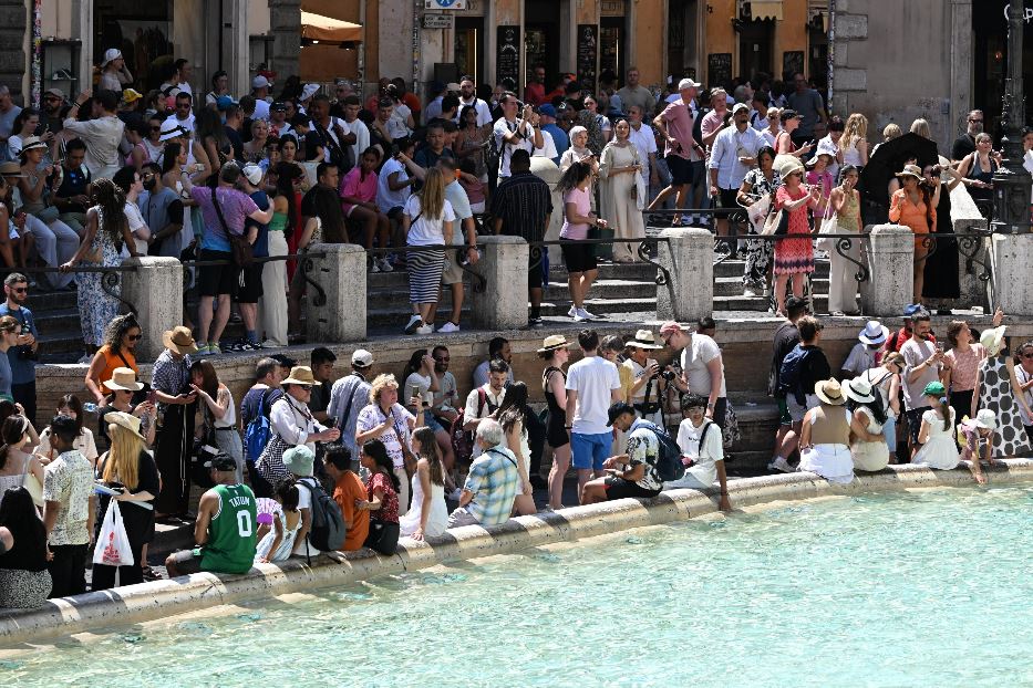 Due euro per 30 minuti: per la Fontana di Trevi potrebbe servire un biglietto