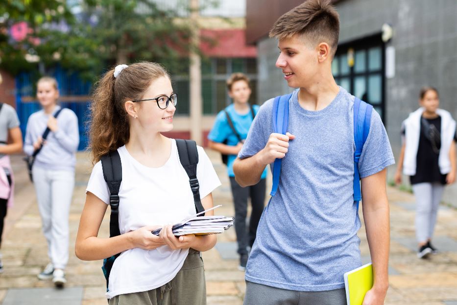 Dal "vero uomo" all'uomo vero: ragazzi oltre la violenza di genere