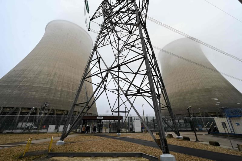 La centrale nucleare  di Nogent-sur-Seine in Francia