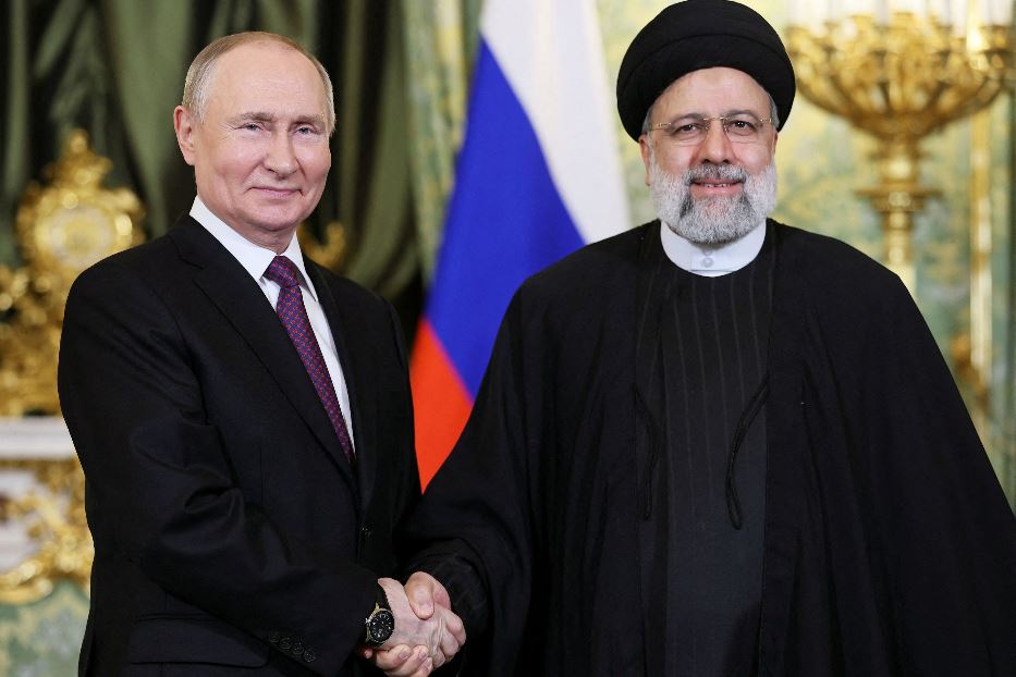 Raisi con Putin durante un incontro a Mosca