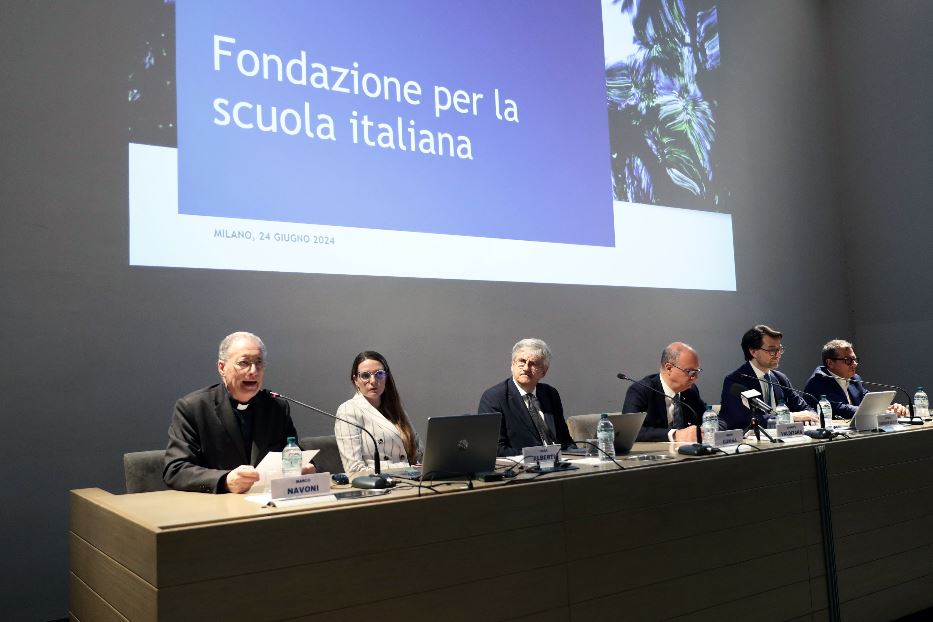 Un momento della presentazione della Fondazione per la scuola italiana