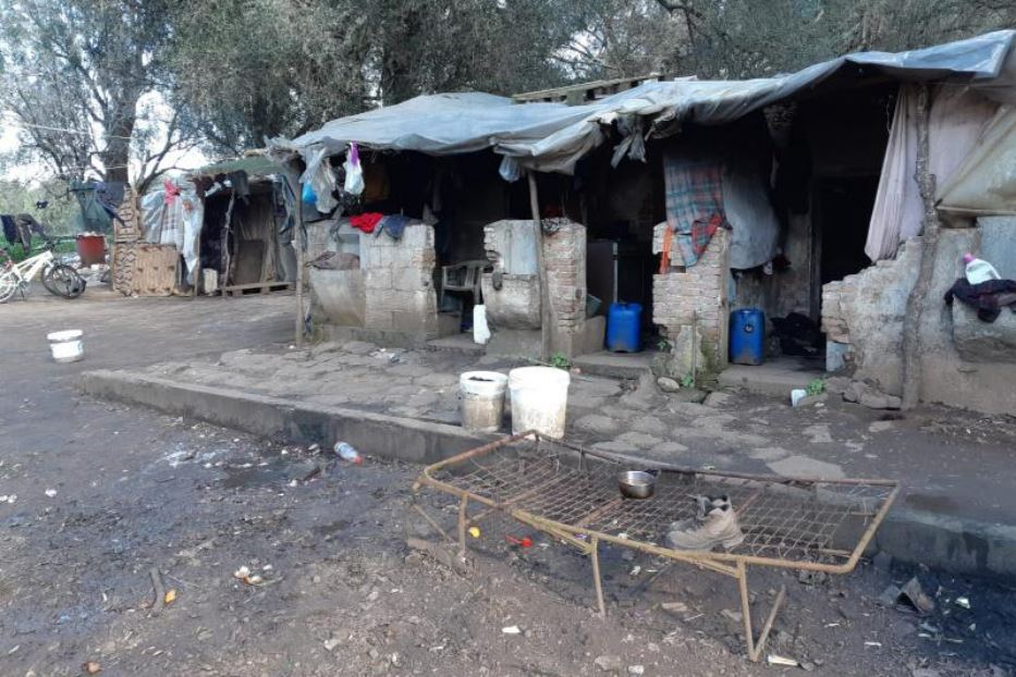 Rosarno (Reggio Calabria): scorcio della baraccopoli dove i braccianti in passato sono stati costretti, a più riprese, a vivere senza acqua né elettricità