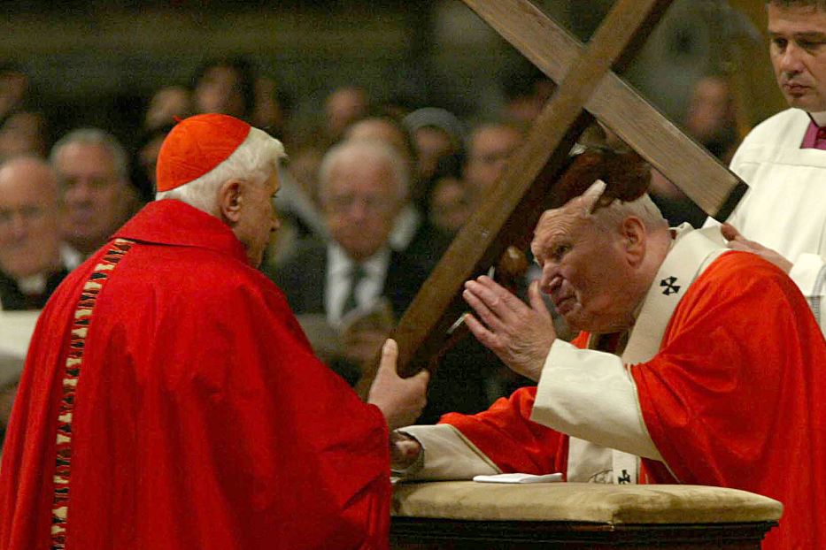 https://www.avvenire.it/c/2024/PublishingImages/bcbb7466ab5e4b3885f1083477286e82/Immagine-RATZINGER-WOJTYLA-02-FOTO-SICILIANI.jpg