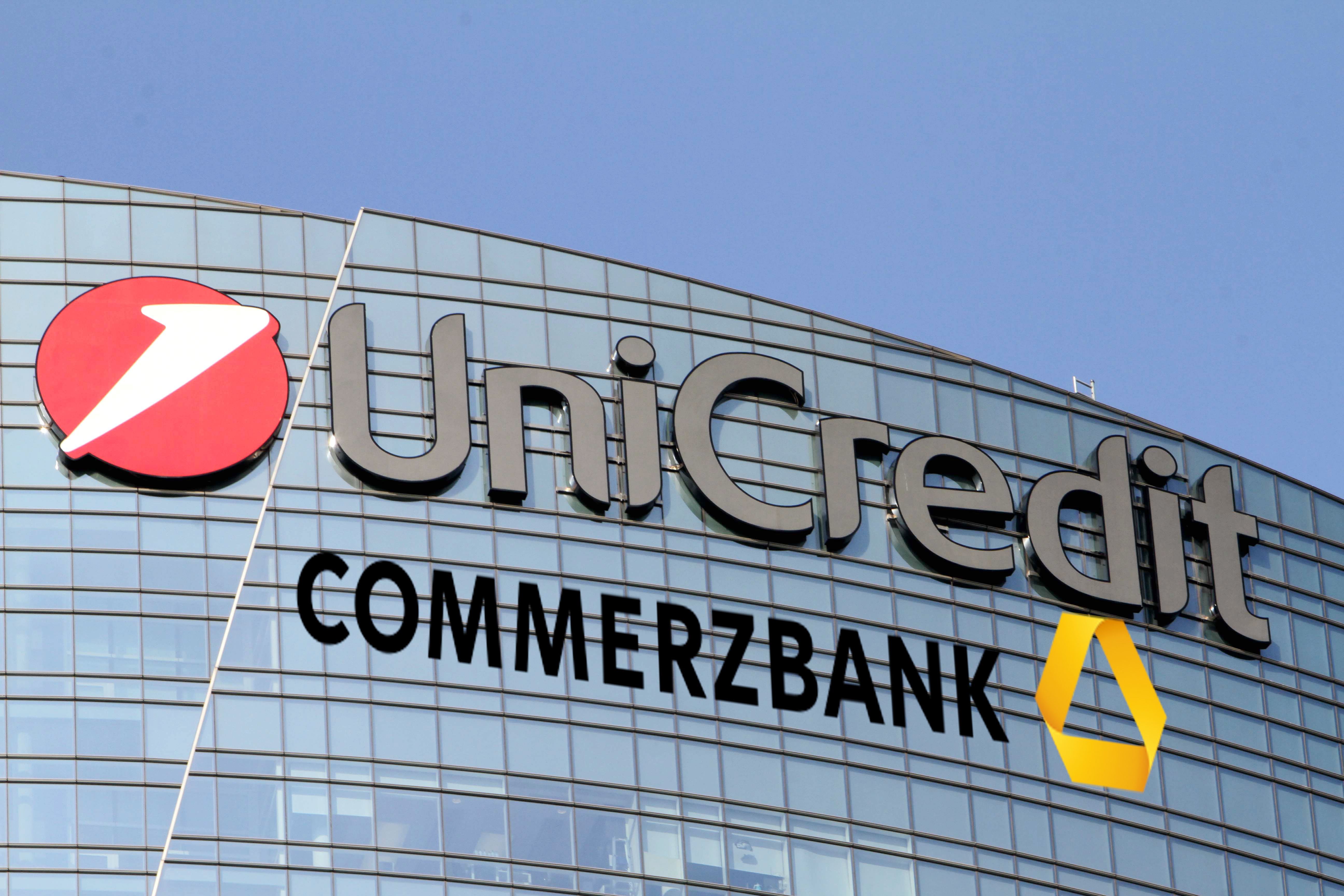 Unicredit compra il 9% di Commerzbank e punta alla fusione