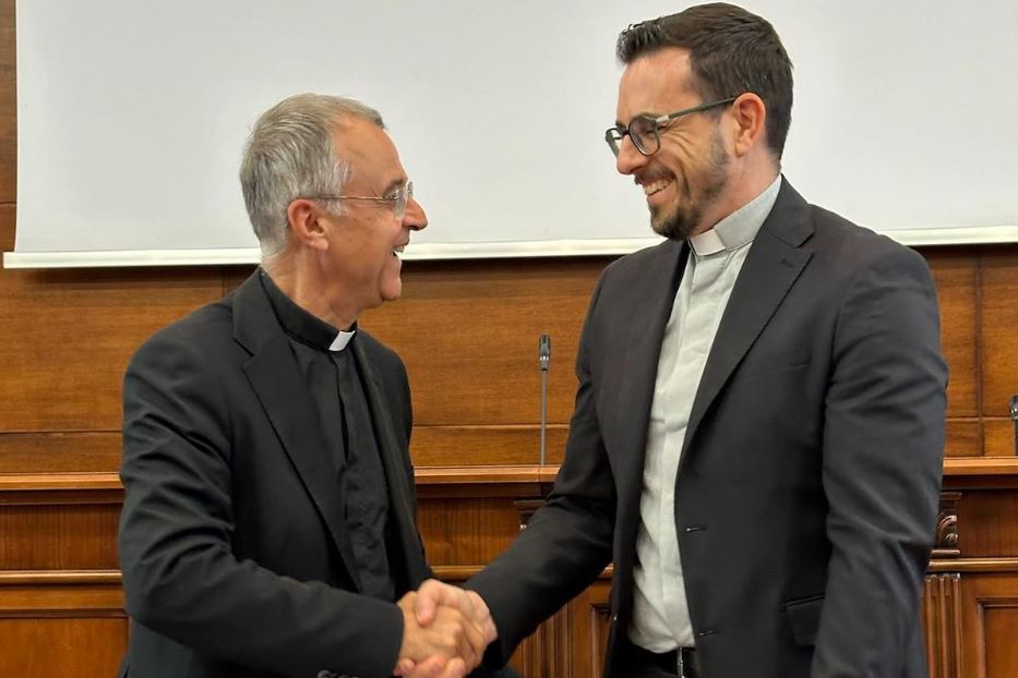 Monsignor Philippe Bordeyne e don Francesco Pesce