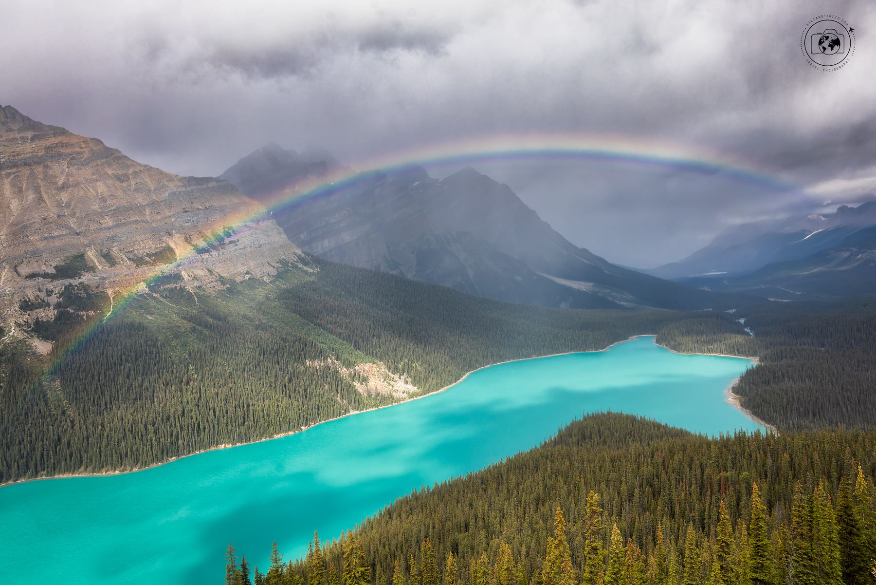 Canada, l'arcobaleno su Peyto Lake - © Stefano Tiozzo