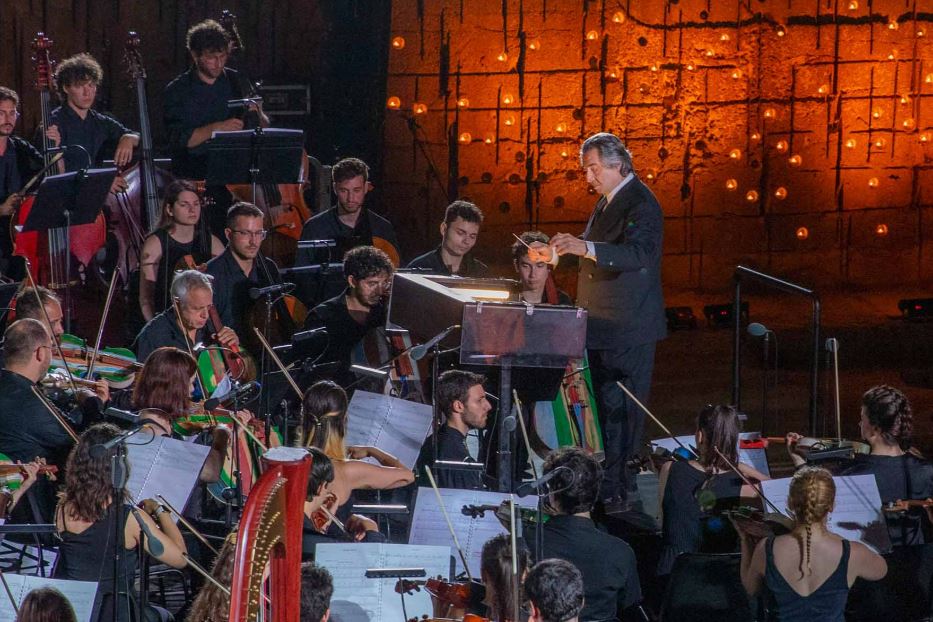 Riccardo Muti dirige il concerto delle Vie dell’amicizia a Lampedusa