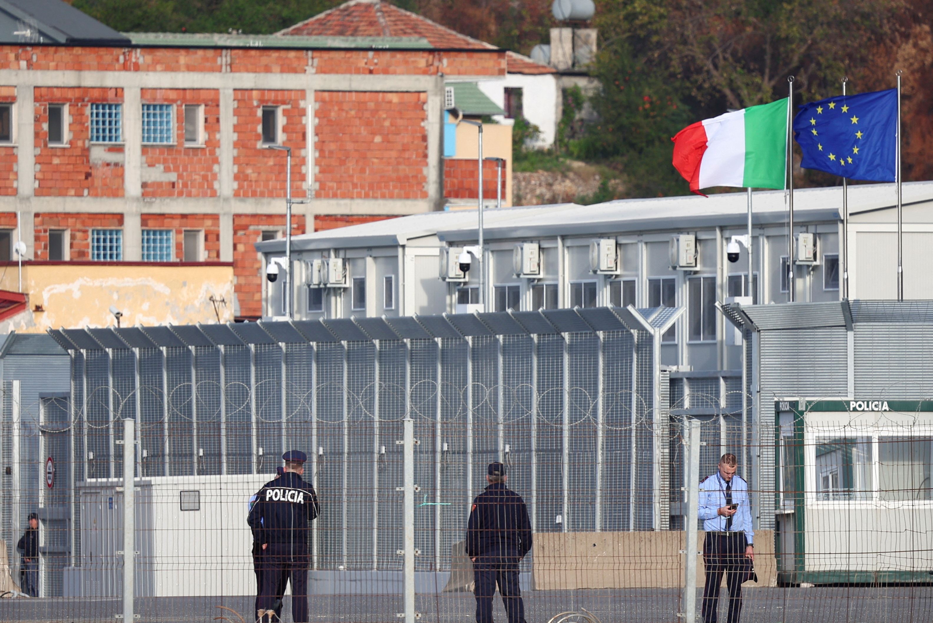 Paesi sicuri, la Cassazione rinvia al giudizio della Corte Europea