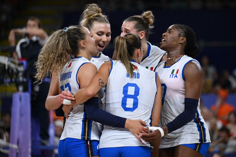 Volley e pallanuoto: l'Italia ai Giochi sta facendo squadra