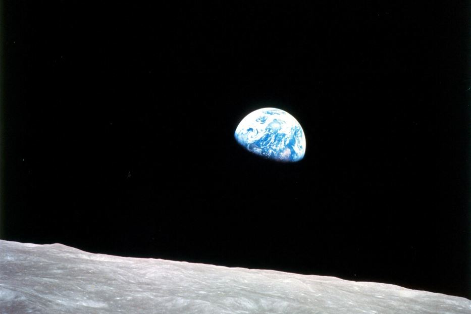 La foto della Terra dalla Luna