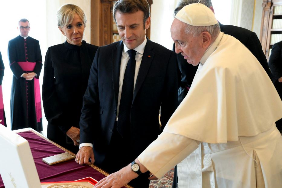 Francesco primo Papa in Corsica. Perché ci va, cosa farà