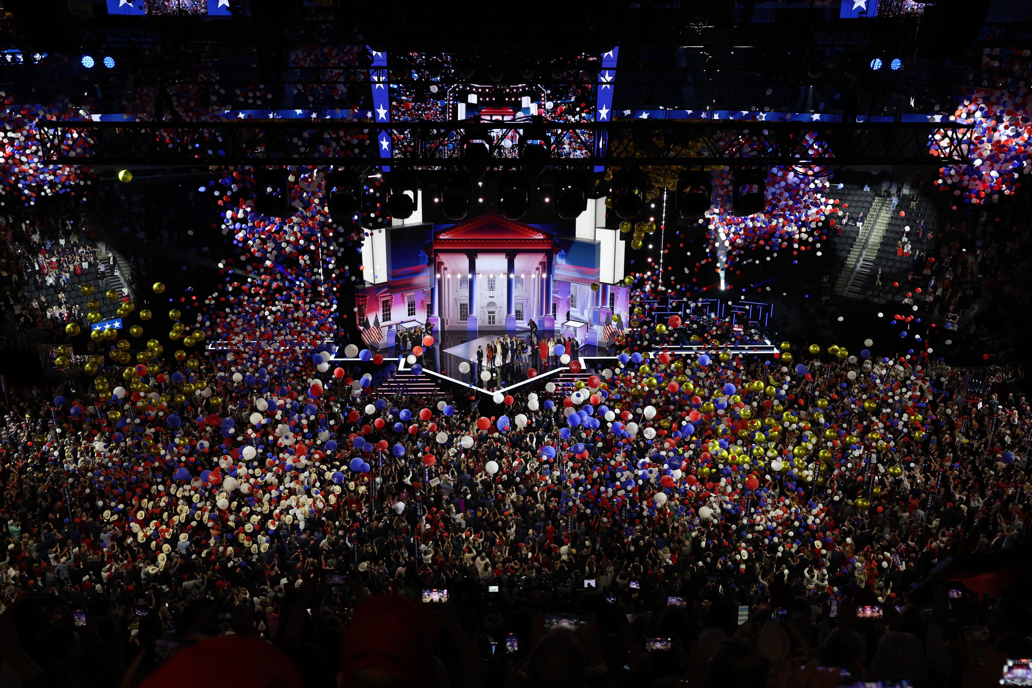 Centomila palloncini per la Convention repubblicana che ha incoronato Trump - Reuters