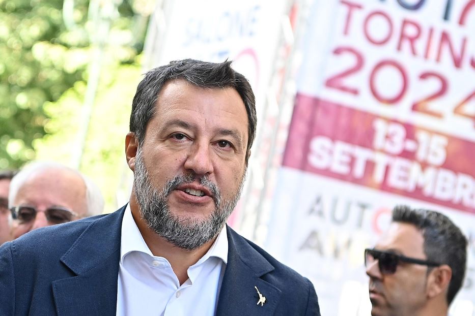 La procura chiede sei anni di carcere per Salvini