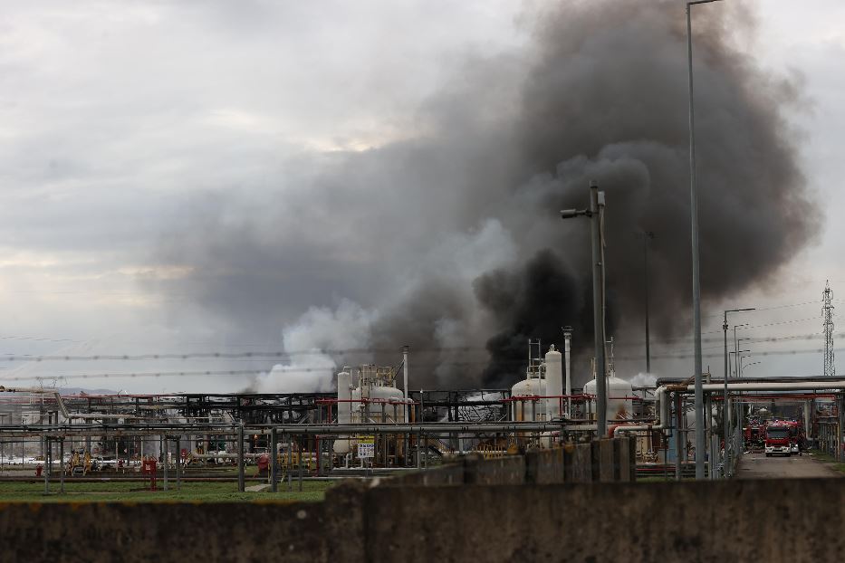 L'esplosione e le vittime: la tragedia alla raffineria Eni di Calenzano