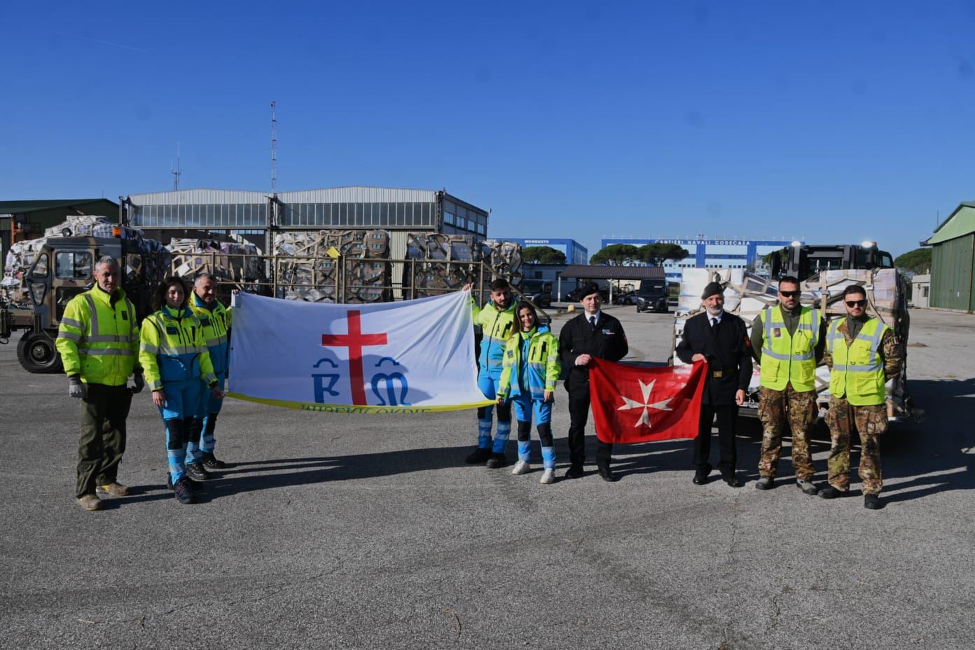 Ponte aereo per Gaza delle Misericordie e dell'Ordine di Malta