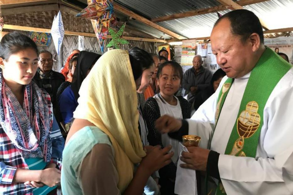 «Io, unico prete in Bhutan con 200 cattolici. Grazie a Madre Teresa»