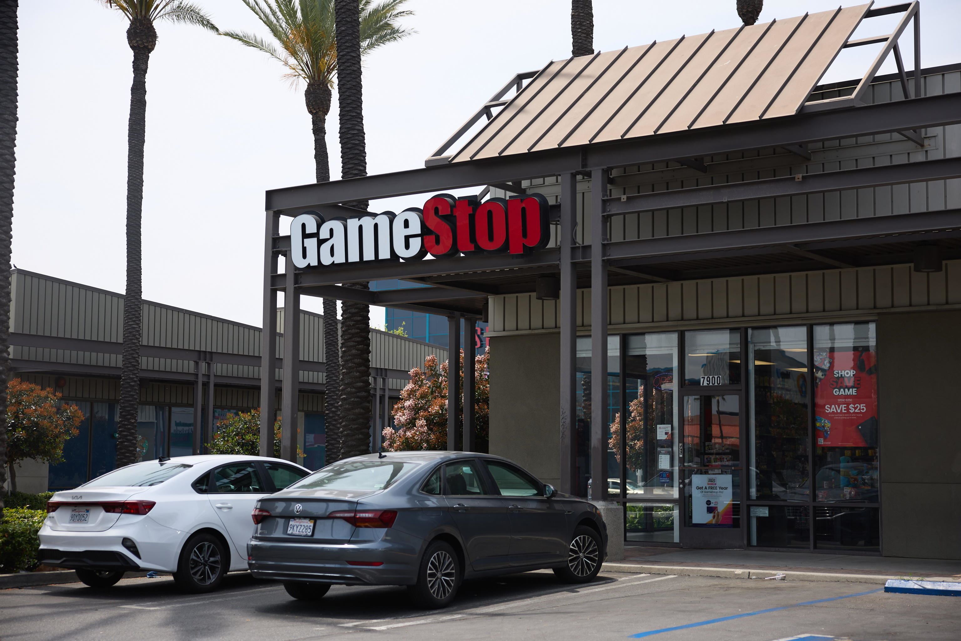 Un negozio di GameStop a Los Angeles