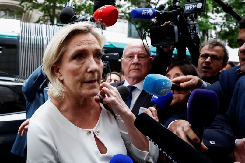 Marine Le Pen attacca rivali e media che «minano» il vantaggio di Rn