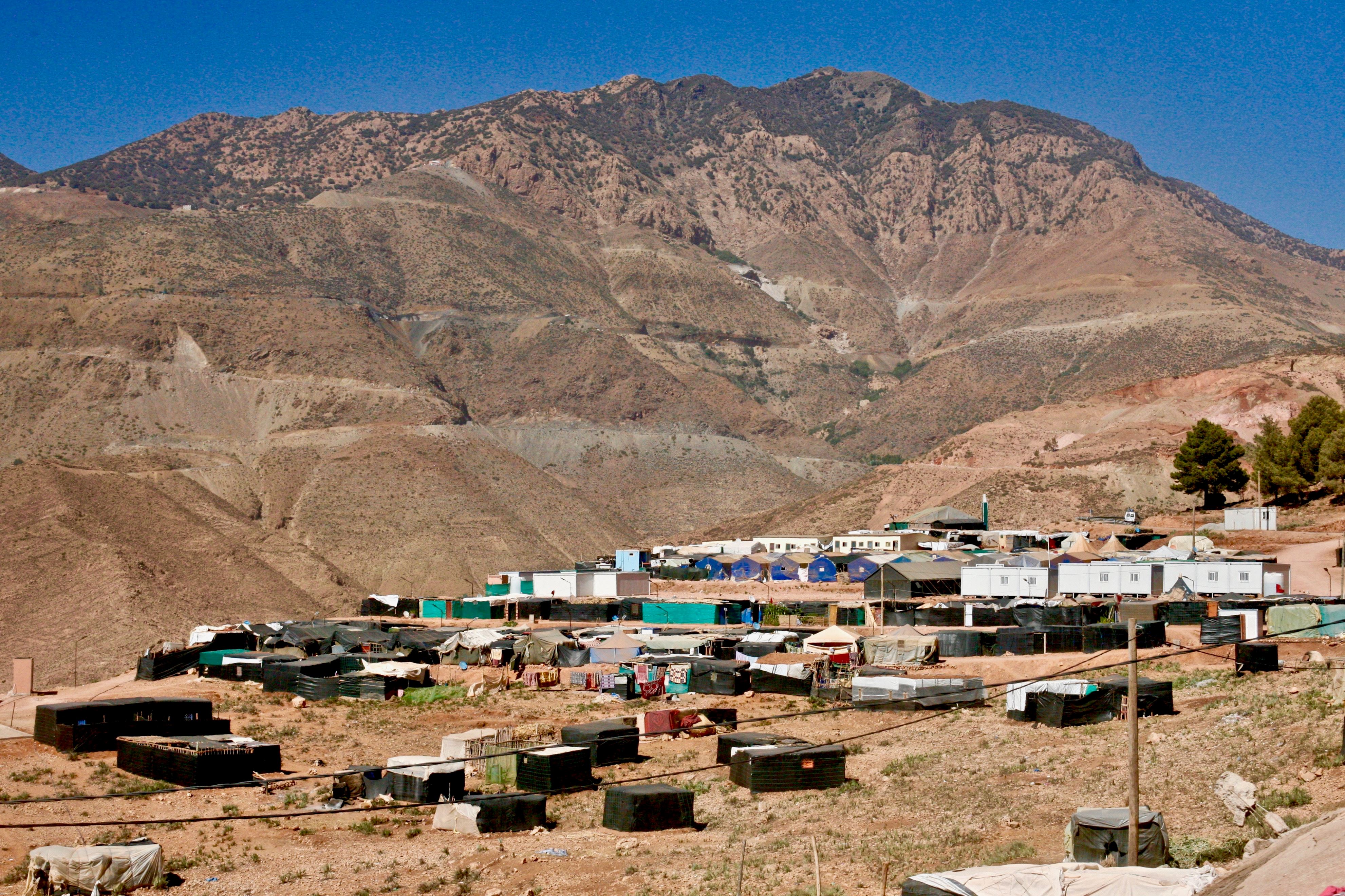 Un anno fa il terremoto in Marocco: e si vive ancora sotto le tende