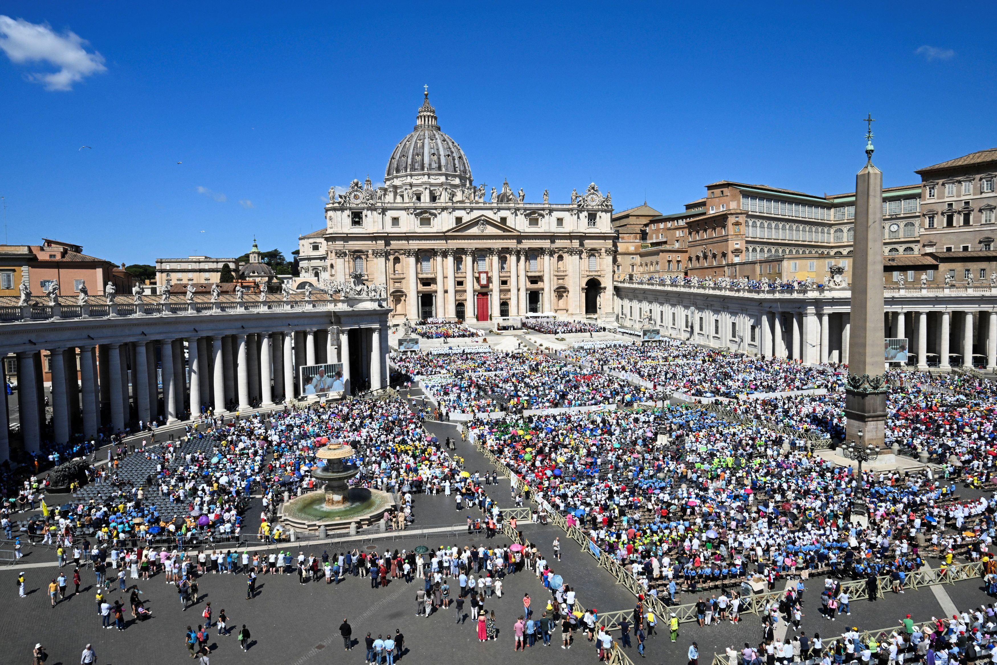 La Messa del Papa in piazza San Pietro per la Giornata Mondiale dei Bambini