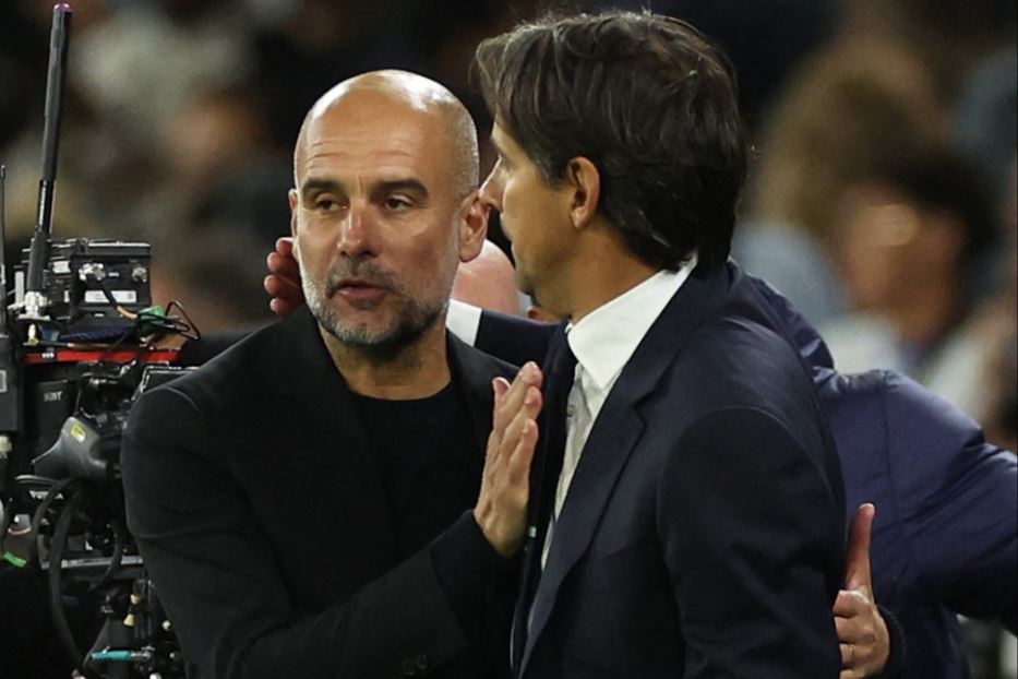 L'abbraccio a fine partita tra Guardiola e Inzaghi