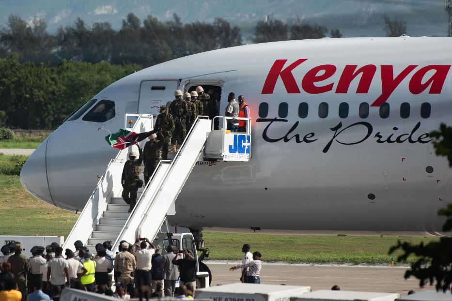 L'arrivo dei poliziotti Keniani a Port-au-Prince