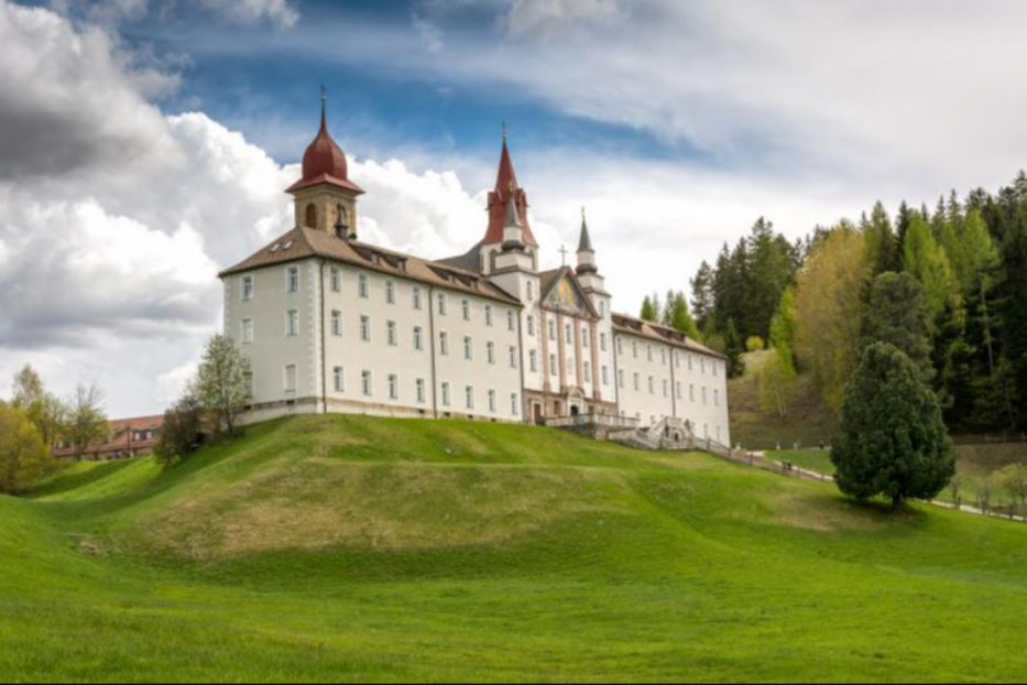 Fra eremi e santuari pellegrini di speranza col “Papa delle Dolomiti”