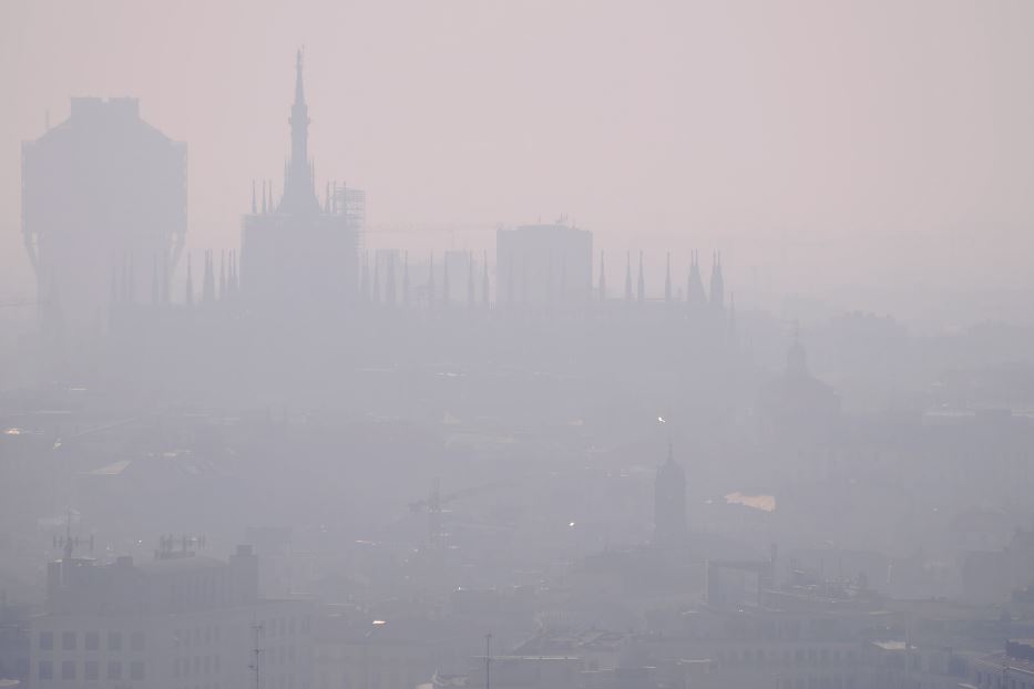 Lo smog in Italia resta un'emergenza: ma come se ne esce? Le città peggiori