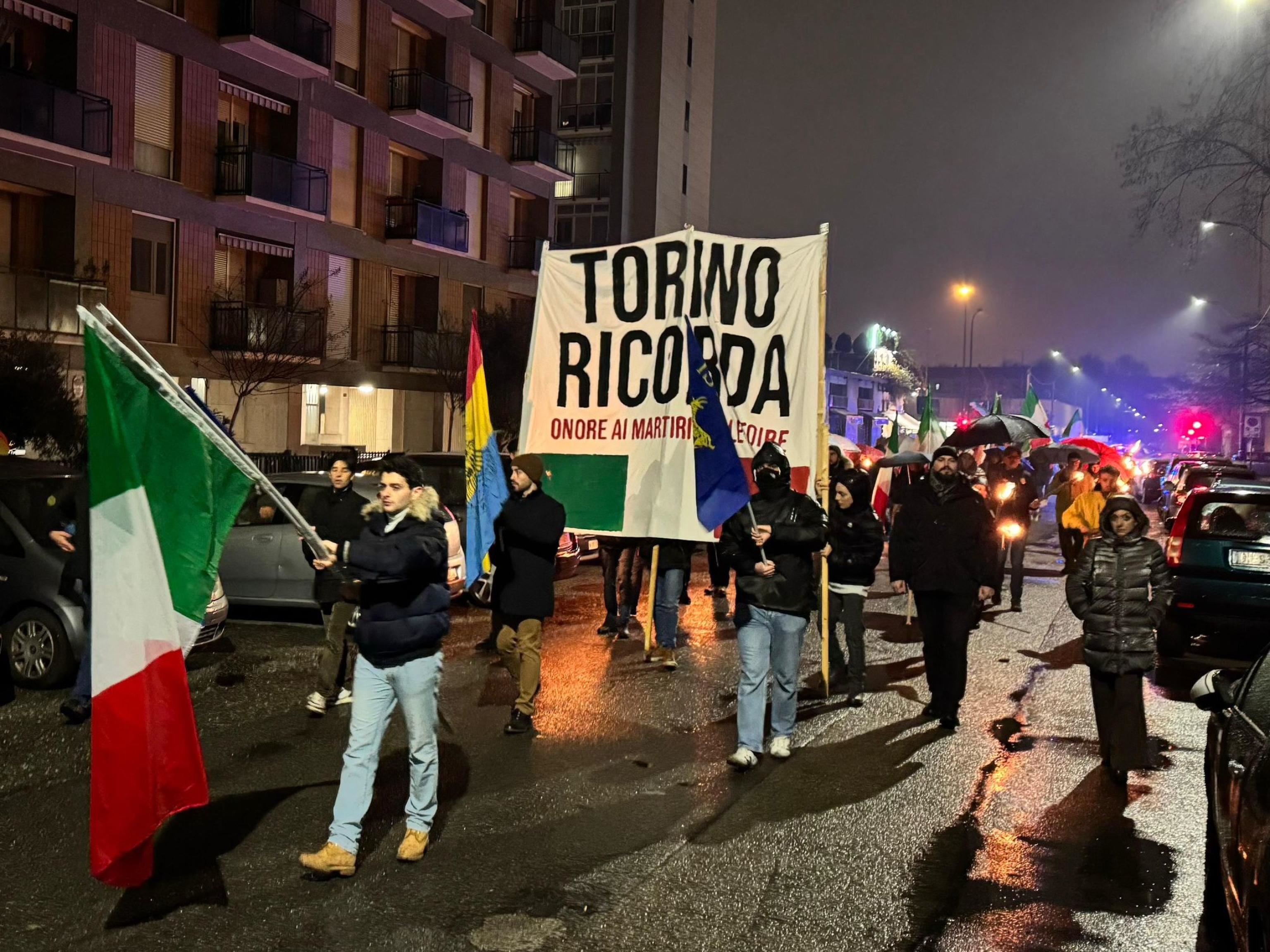 https://www.avvenire.it/c/2025/PublishingImages/b6df11a31ff6446398fa9c157431fbae/Corteo-in-ricordo-delle-vittime-delle-foibe-a-Torino.jpg