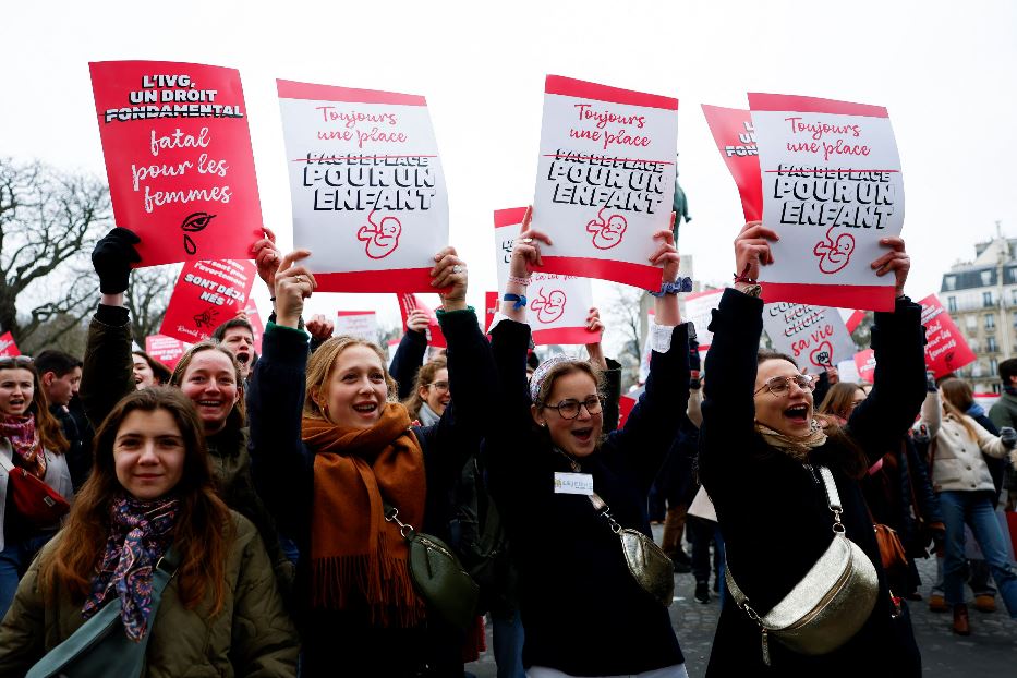 Legge Veil, cinquant'anni e troppi aborti